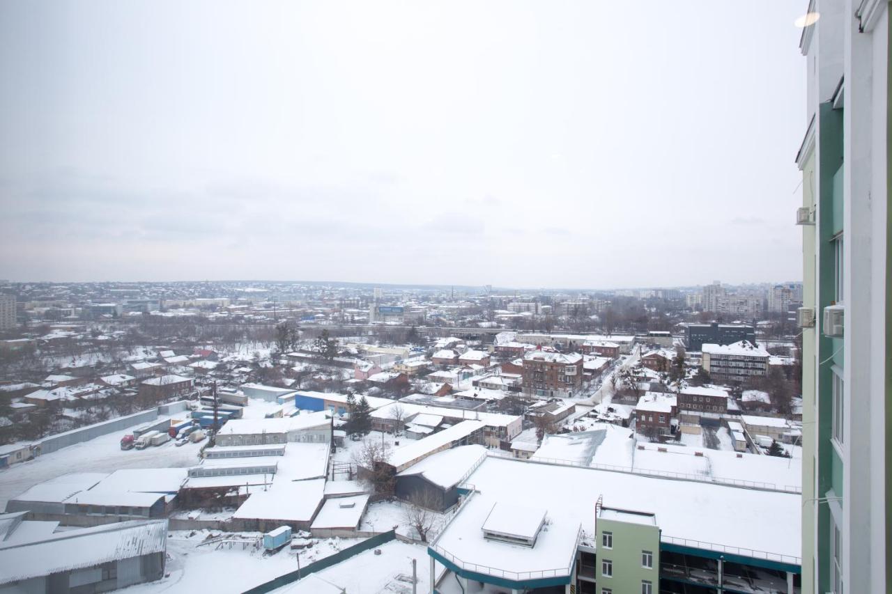 Complex Rogatinskiy Charkov Buitenkant foto